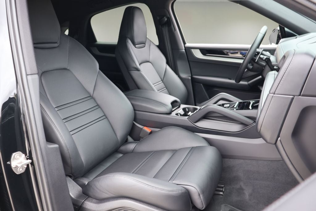 2026 Porsche Cayenne Coupe S