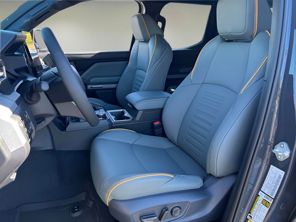 2026 Toyota Tacoma i-FORCE MAX Tacoma Trailhunter
