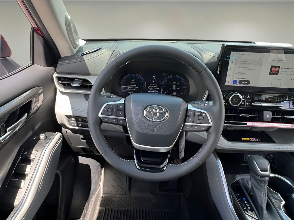 2026 Toyota Highlander Platinum