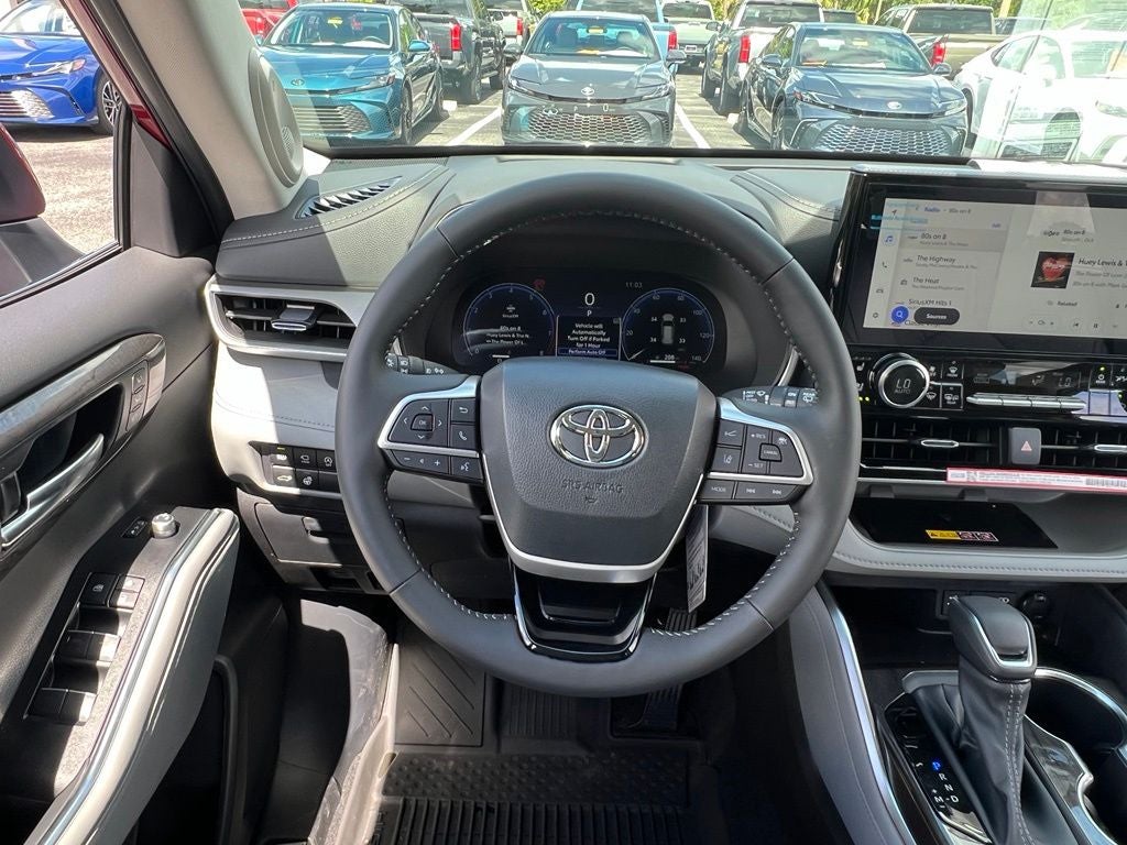 2026 Toyota Highlander Platinum