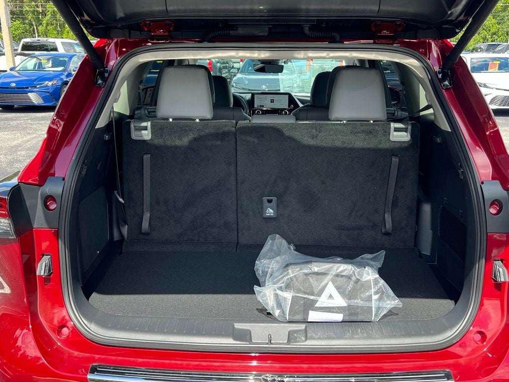 2026 Toyota Highlander Platinum