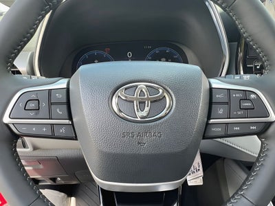 2026 Toyota Highlander Platinum