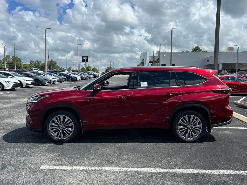 2026 Toyota Highlander Platinum