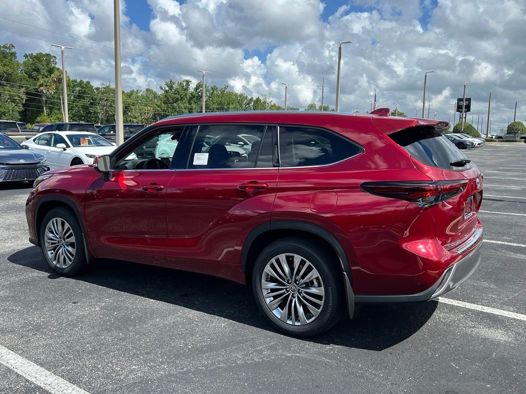 2026 Toyota Highlander Platinum