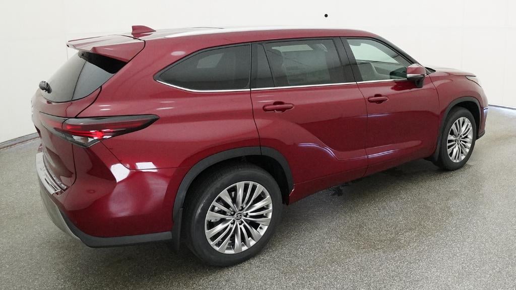 2026 Toyota Highlander Platinum