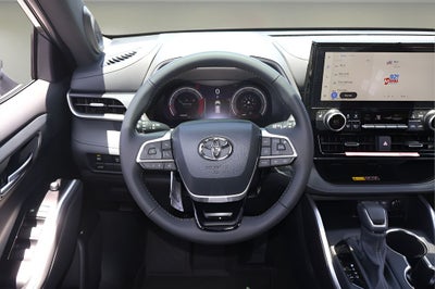 2026 Toyota Highlander XSE