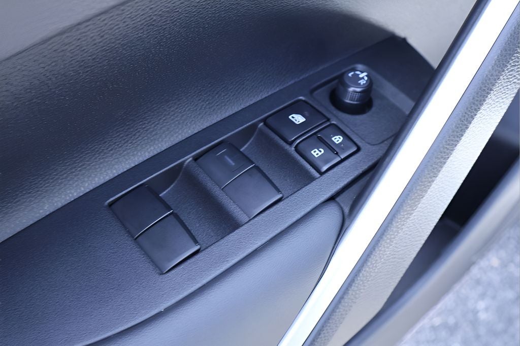 2026 Toyota Corolla Cross Hybrid SE