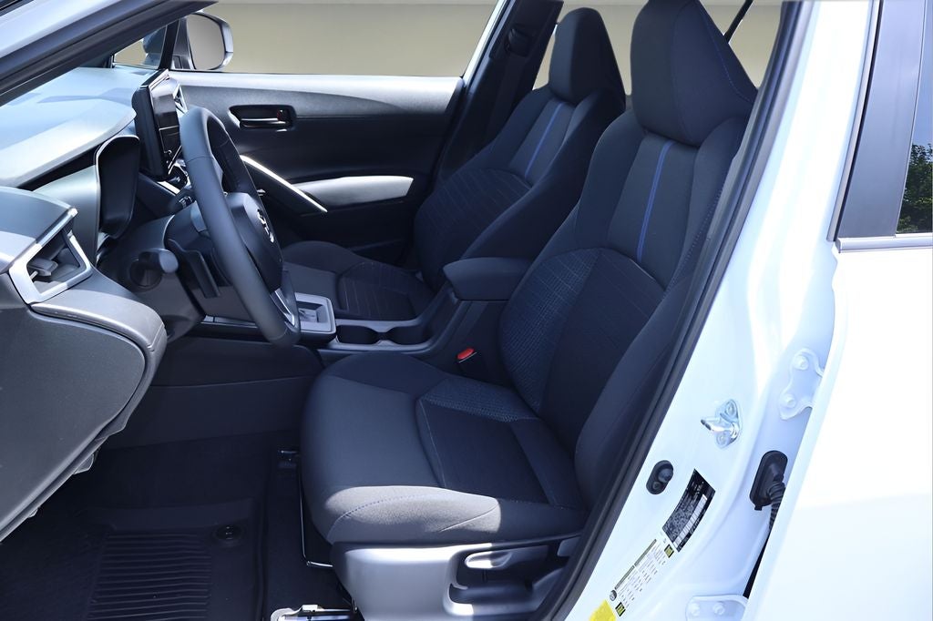 2026 Toyota Corolla Cross Hybrid SE