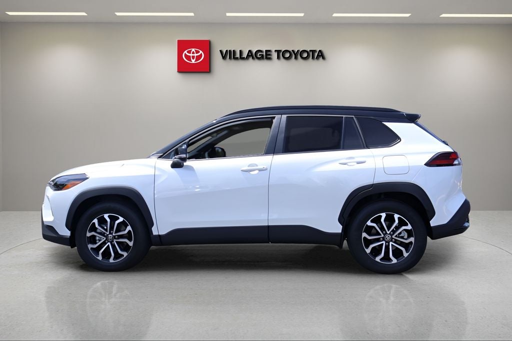 2026 Toyota Corolla Cross Hybrid SE