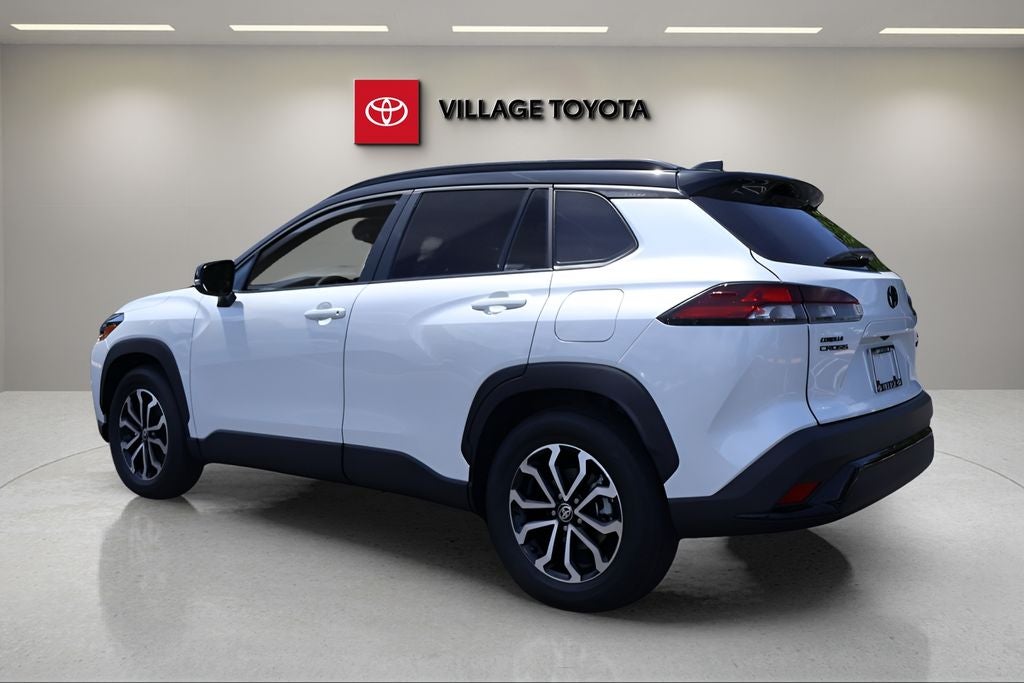 2026 Toyota Corolla Cross Hybrid SE