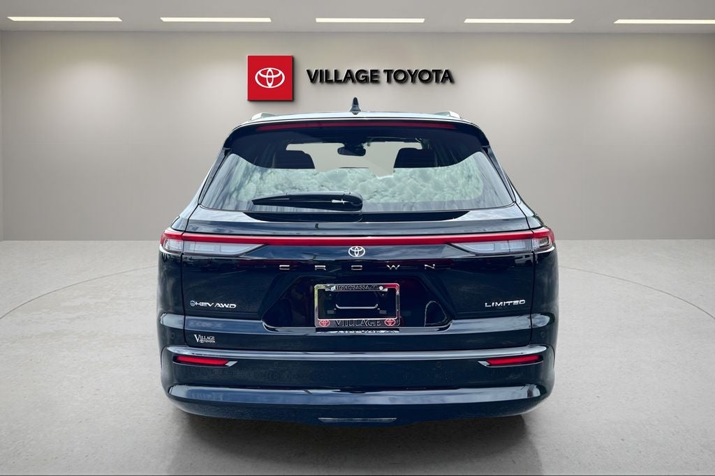 2026 Toyota Toyota Crown Signia Limited