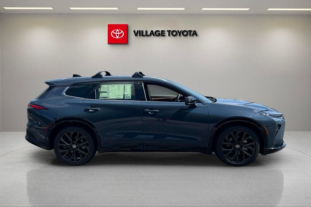 2026 Toyota Toyota Crown Signia Limited