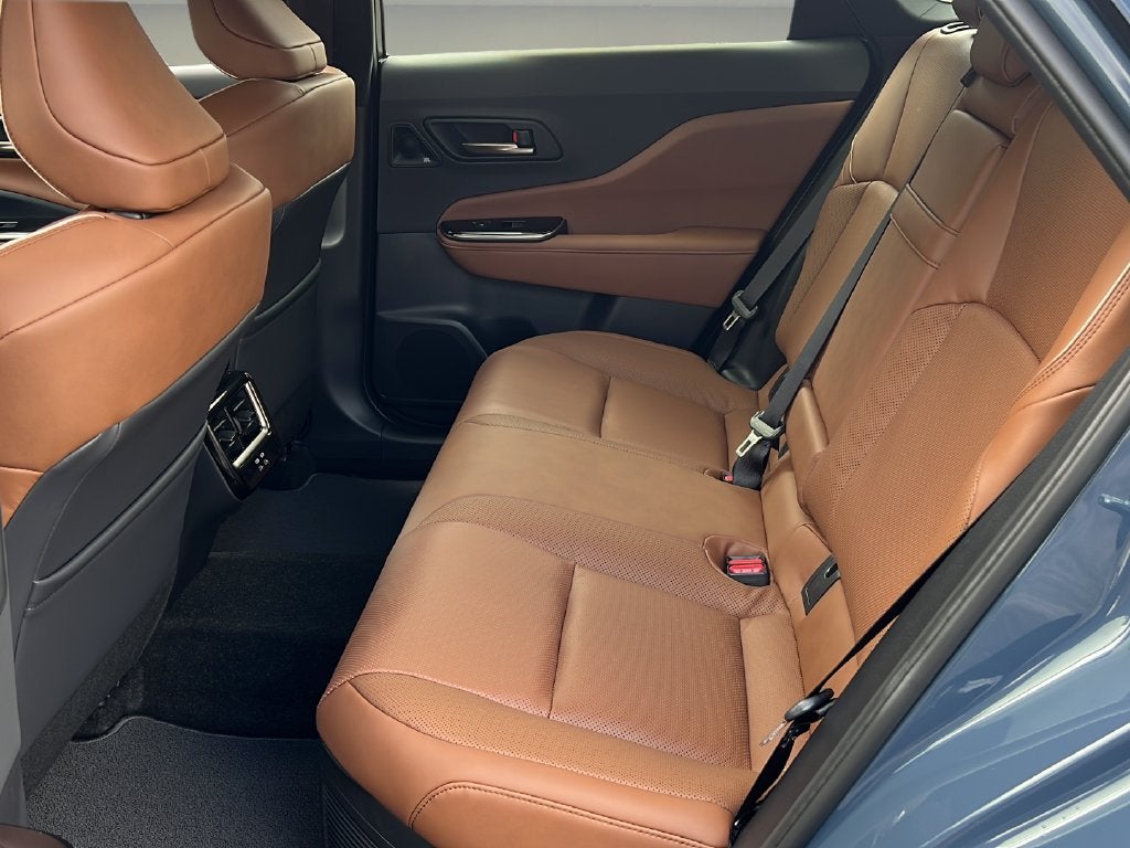 2026 Toyota Toyota Crown Signia Limited