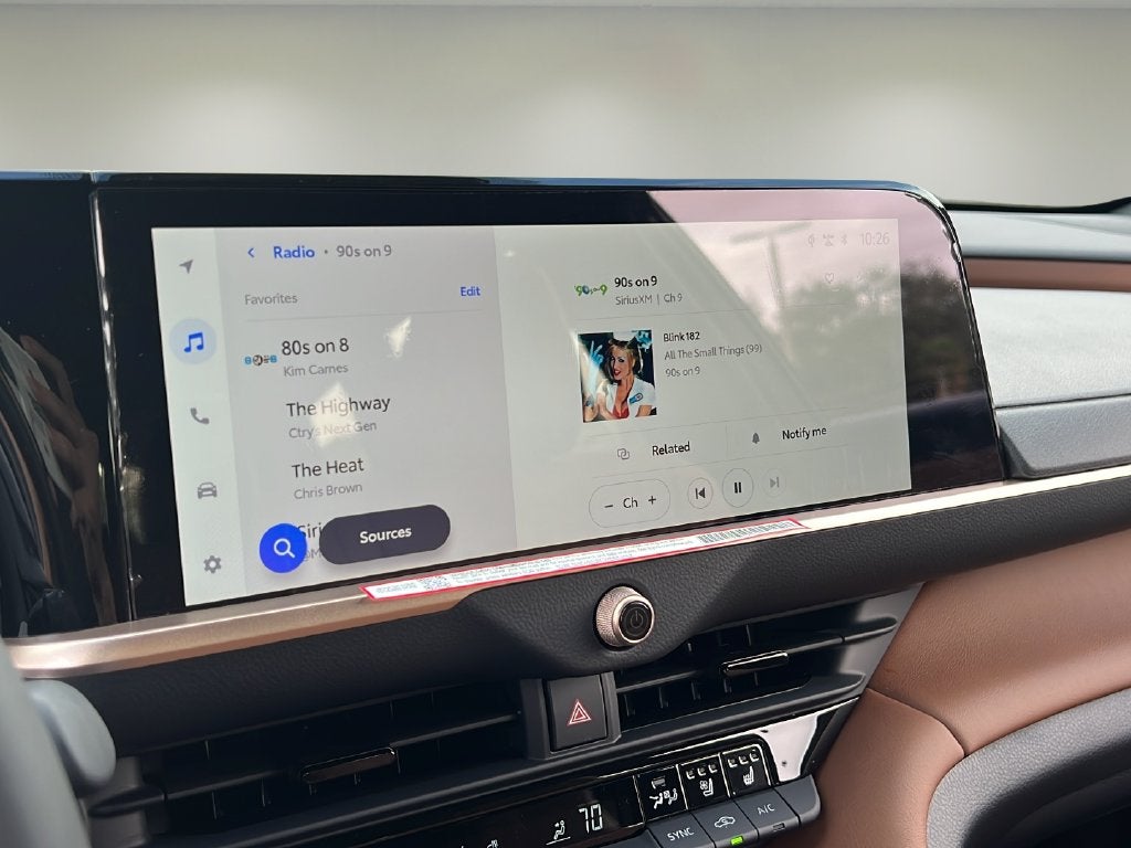 2026 Toyota Toyota Crown Signia Limited