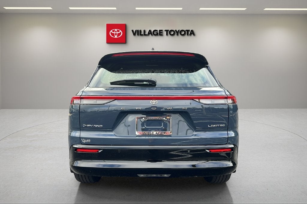 2026 Toyota Toyota Crown Signia Limited