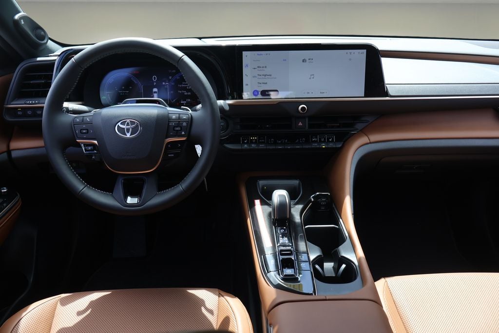 2026 Toyota Toyota Crown Signia Limited