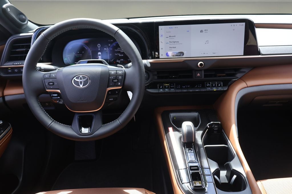2026 Toyota Toyota Crown Signia Limited