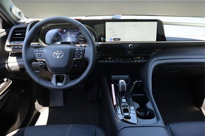2026 Toyota Toyota Crown Signia Limited