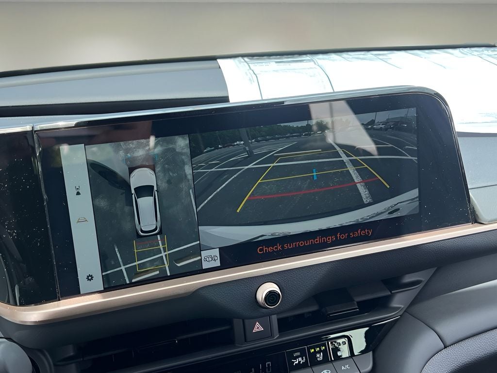 2026 Toyota Toyota Crown Signia Limited