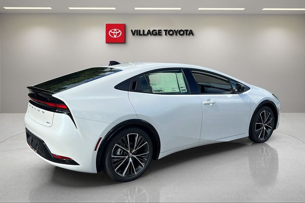 2027 Toyota Prius XLE