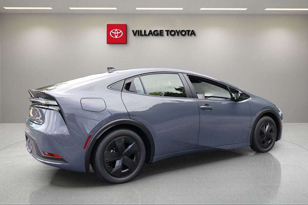 2026 Toyota Prius Plug-in Hybrid SE