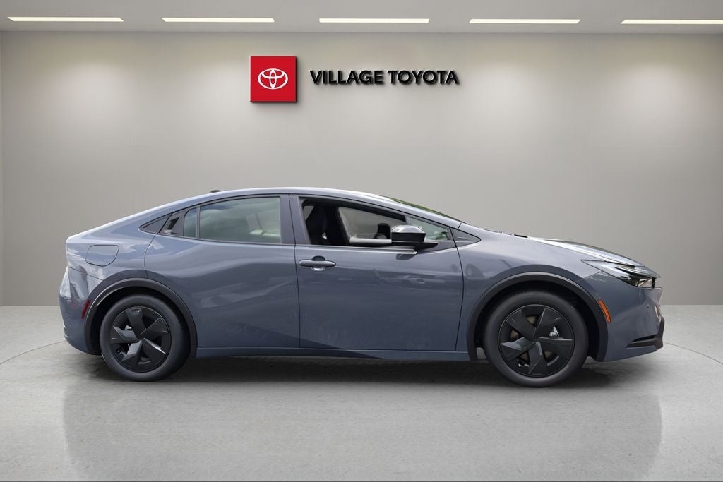 2026 Toyota Prius Plug-in Hybrid SE