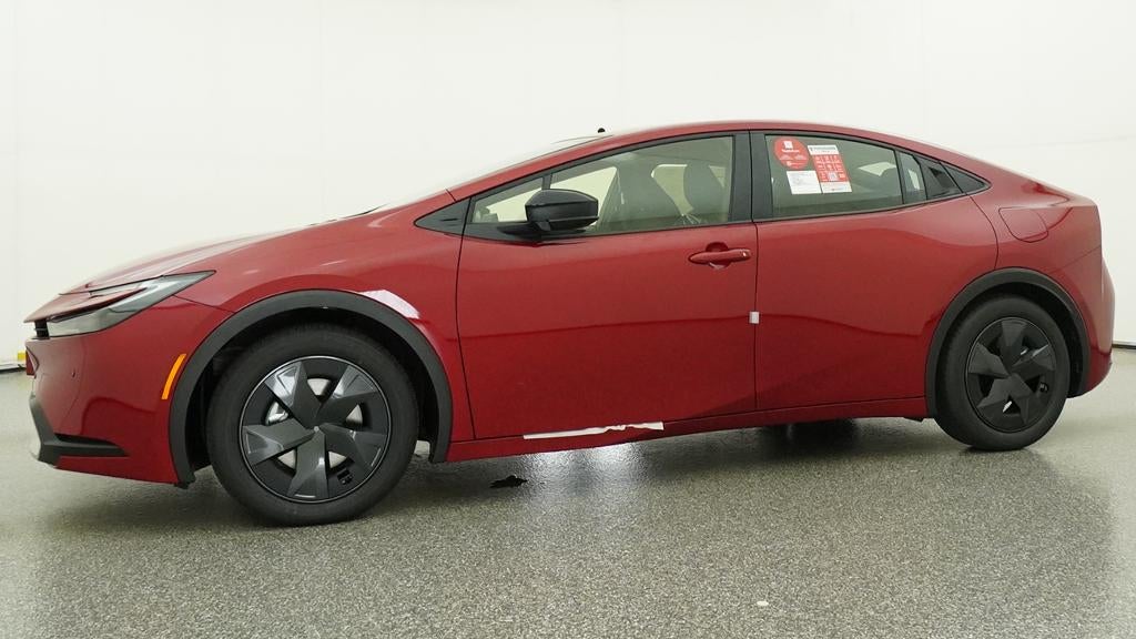 2027 Toyota Prius Plug-in Hybrid SE