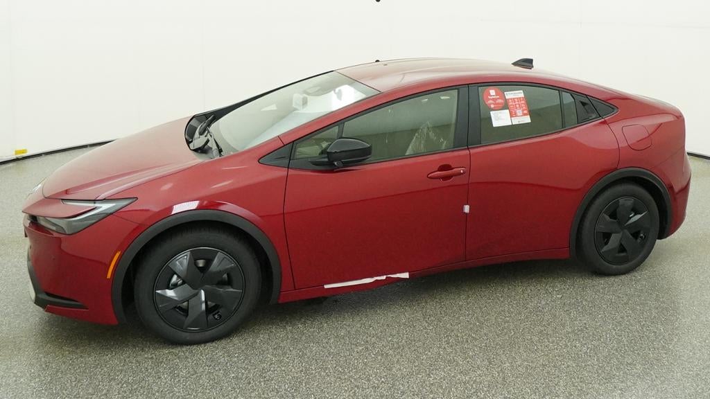 2027 Toyota Prius Plug-in Hybrid SE