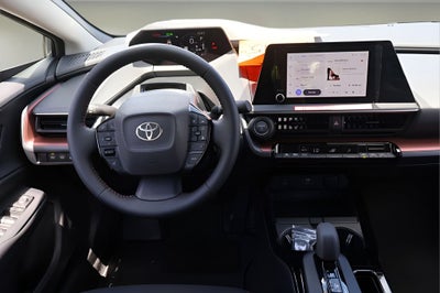 2026 Toyota Prius Plug-in Hybrid SE