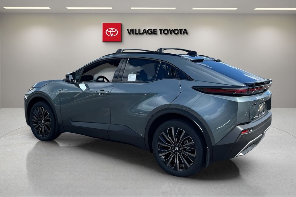2026 Toyota C-HR XSE