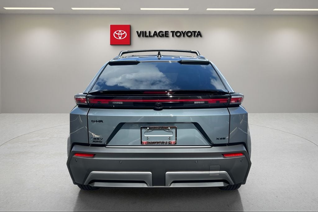 2026 Toyota C-HR XSE