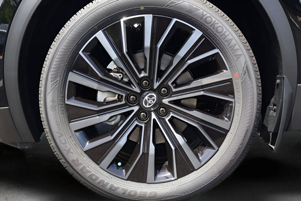 2026 Toyota C-HR XSE