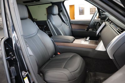 2025 Land Rover Range Rover SE LWB