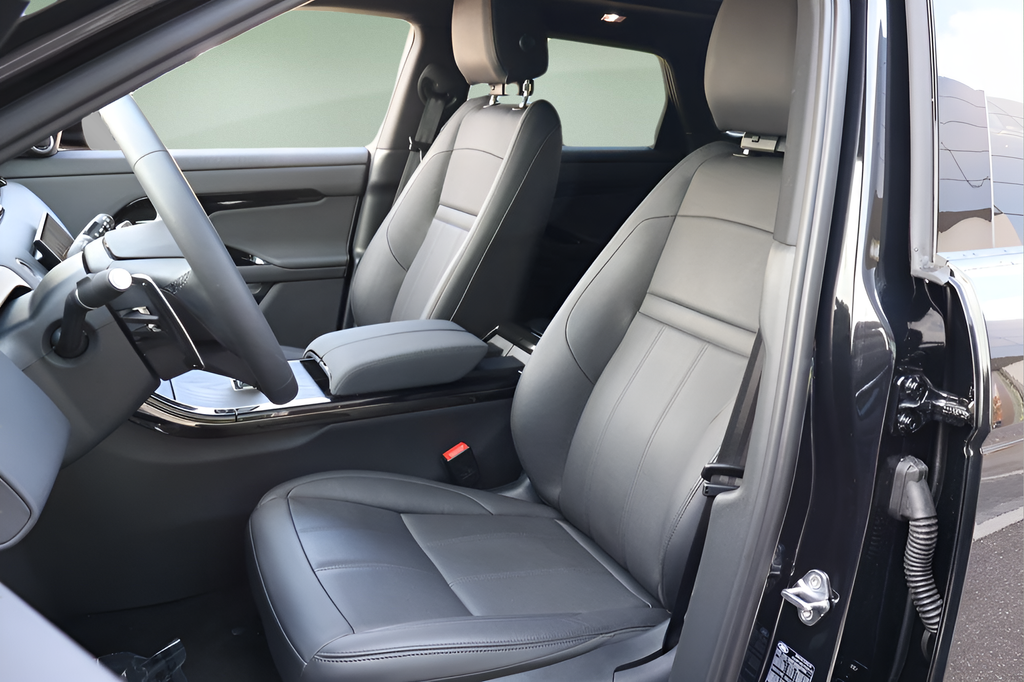 2026 Land Rover Range Rover Evoque Dynamic