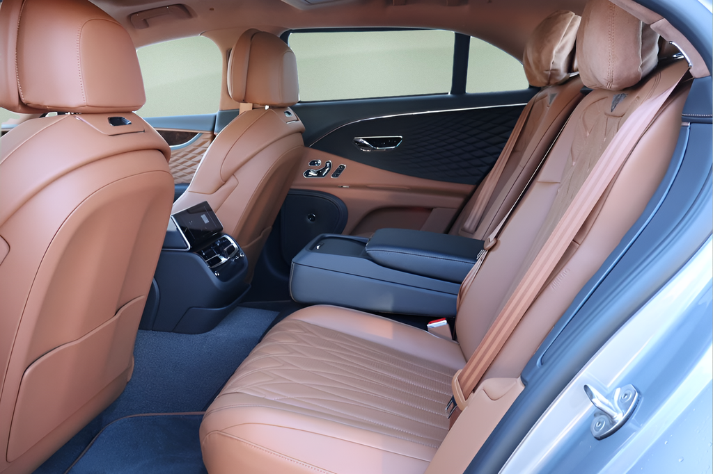 2026 Bentley Flying Spur Azure