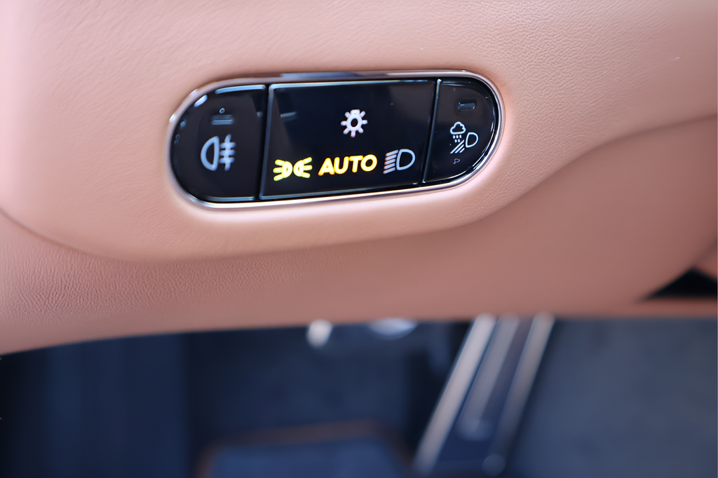 2026 Bentley Flying Spur Azure