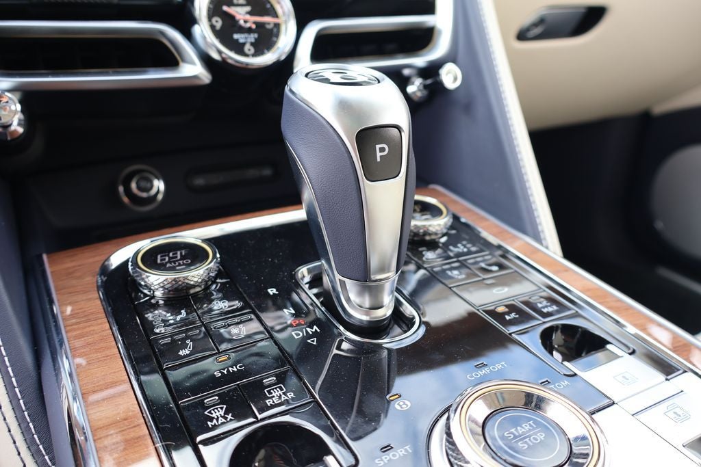 2026 Bentley Flying Spur Base