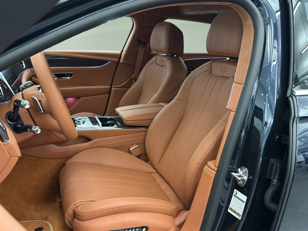 2026 Bentley Flying Spur Base