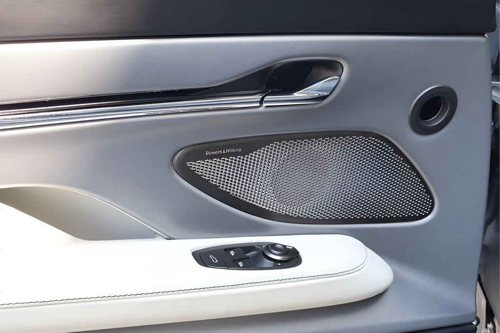 2025 Aston Martin DB12 Coupe