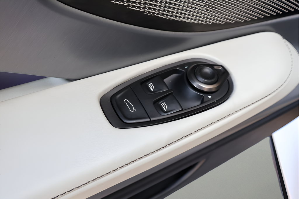 2025 Aston Martin DB12 Coupe