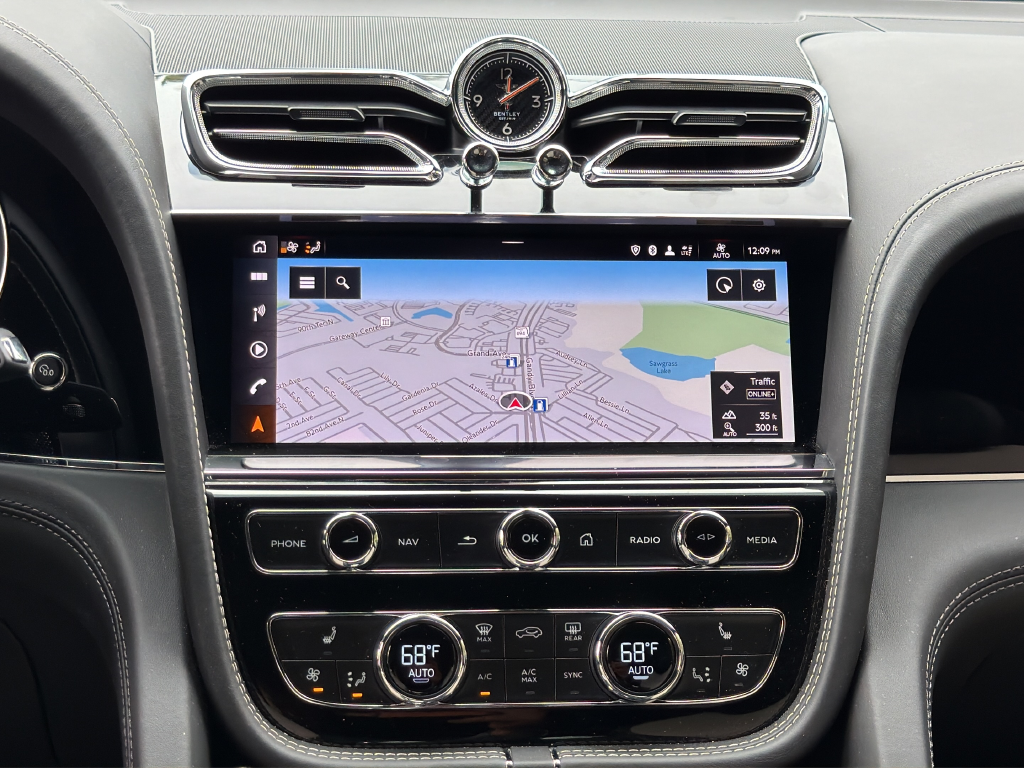 2022 Bentley Bentayga Base