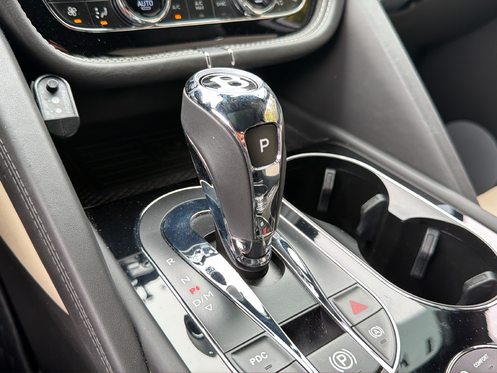 2022 Bentley Bentayga Base