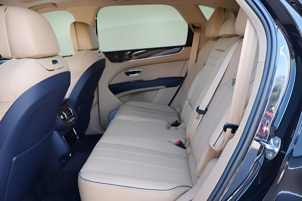 2025 Bentley Bentayga Base