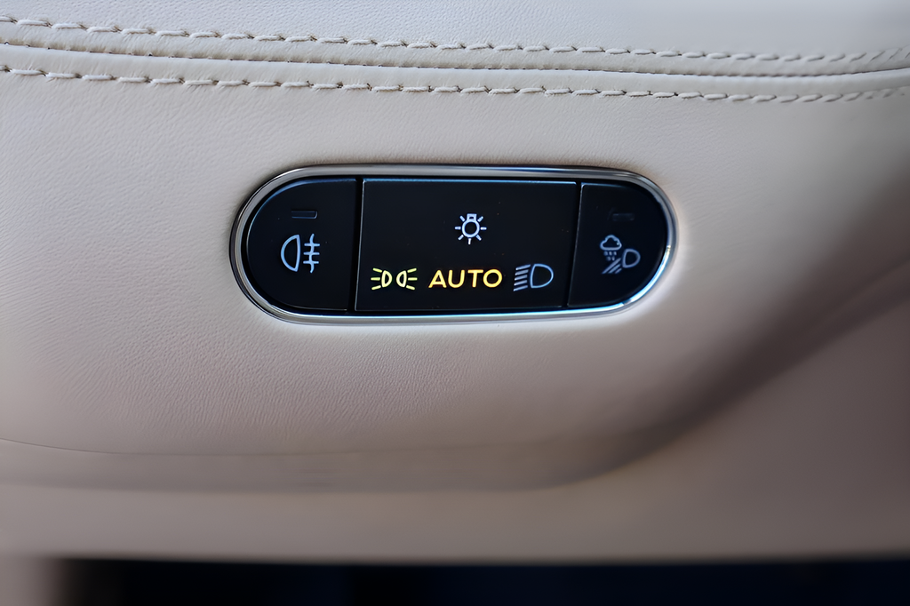 2025 Bentley Bentayga Base