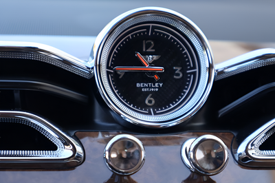 2025 Bentley Bentayga Base