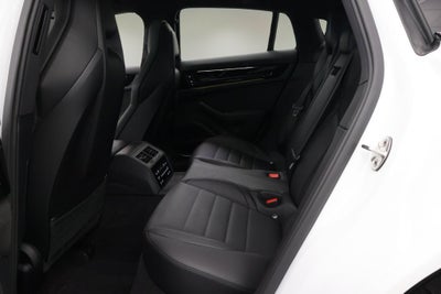 2024 Porsche Panamera Base