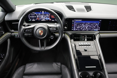 2024 Porsche Panamera Base