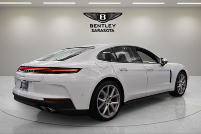 2024 Porsche Panamera Base