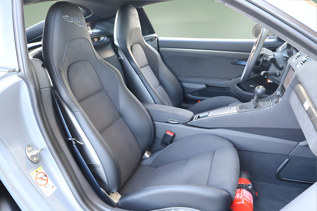 2025 Porsche 718 Cayman GT4 RS Weissach