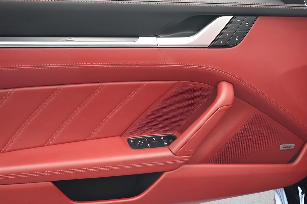 2022 Porsche 911 Turbo S Cabriolet